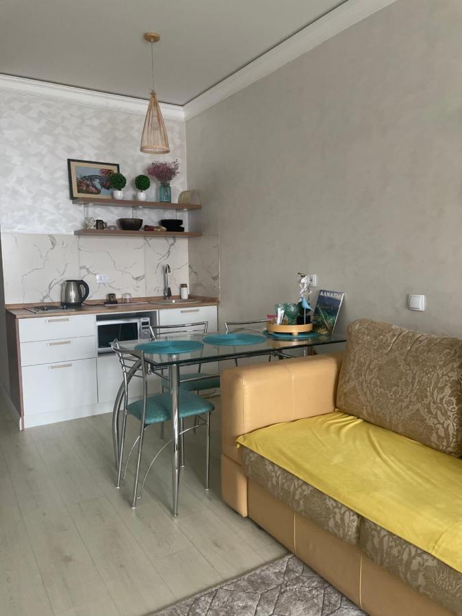 Арбат Apartment Αλμάτι Εξωτερικό φωτογραφία
